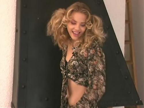  Катя любит двойное проникновение (2009) DVDRip