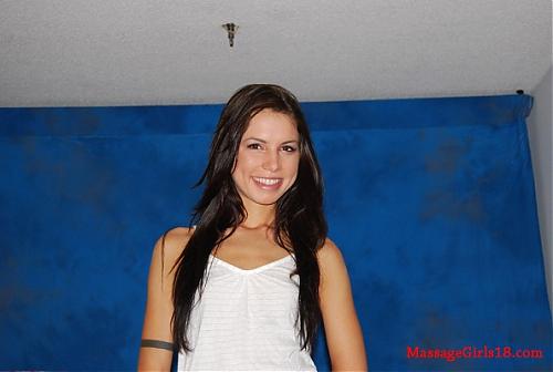  MassageGirls 18 - Micah Moore (очередная малышка попалась в лапки масажиста) (2010) SATRip