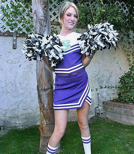  [ISpyCameltoe.com] Riley Rey (195) Красотка - чирлидерша одной команды [2009 г., All sex,Cameltoe,Spandex] (2009) SATRip