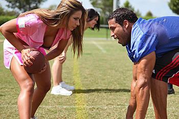   Brazzers.com - Esperanza Gomez (Tackle Titball) (2009) SATRip