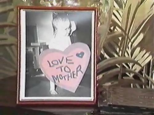  Love to Mother / Любовь к матери (1984) DVDRip