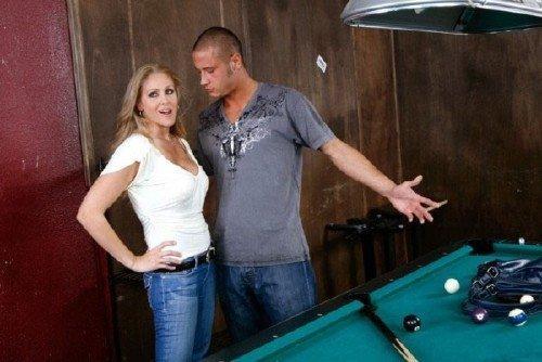  Julia Ann - Friend's Mom  (2009) DVDRip