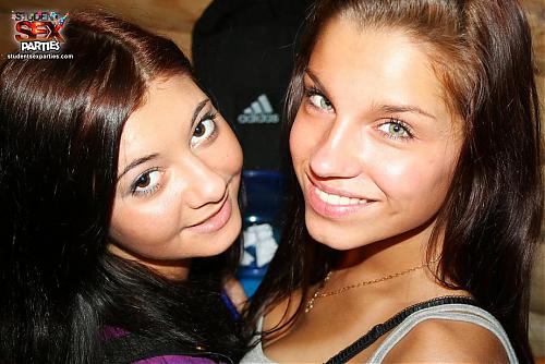  Студенческие пое..ушки (Русские студенты) / STUDENTSEXPARTIES - Student joy ride_37 Part (4 clips) (2010) HDTV