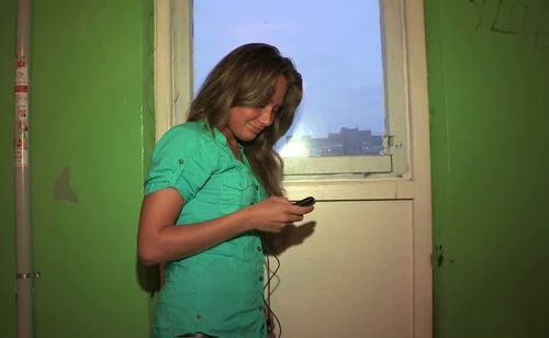 Пригласил в гости незнакомую русскую малышку