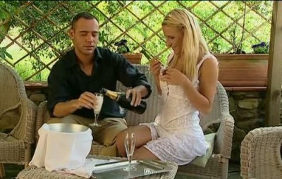 Красивая сучка отпросилась у папки погулять